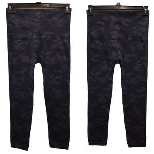 SPANX Look at Me Now Women's Seamless Cropped Leggings Black Navy Camo Sz 2X